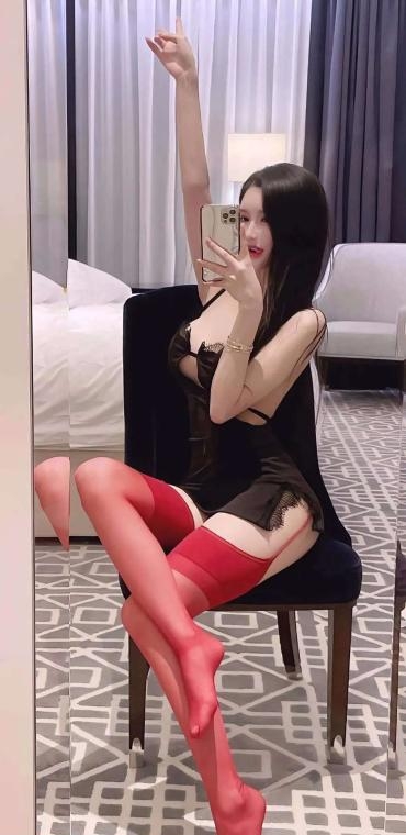 武汉黑丝少妇