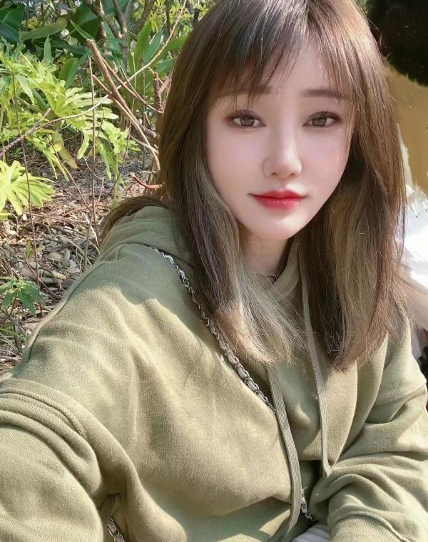 气质人妻美少妇