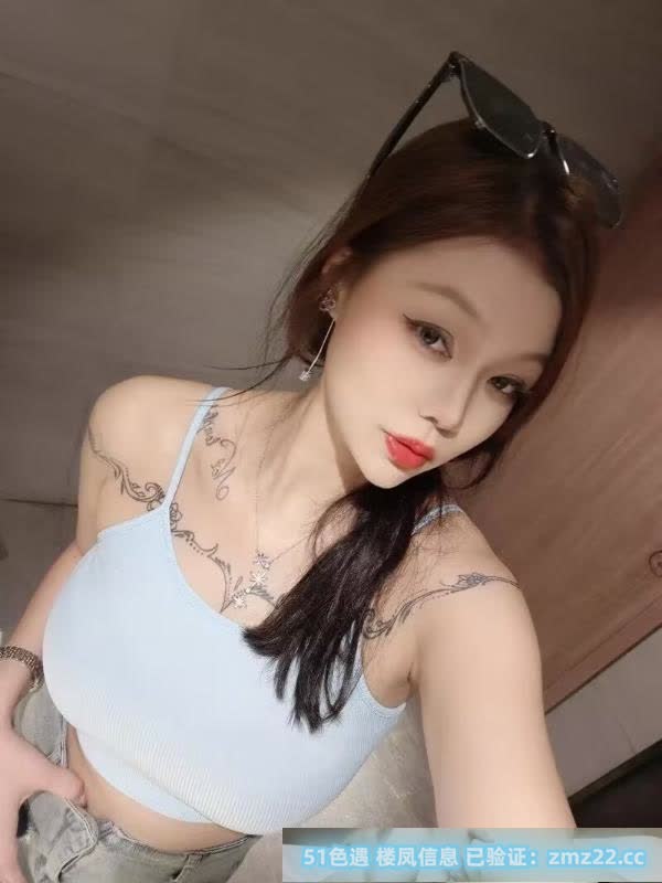 气质优雅大胸朵朵