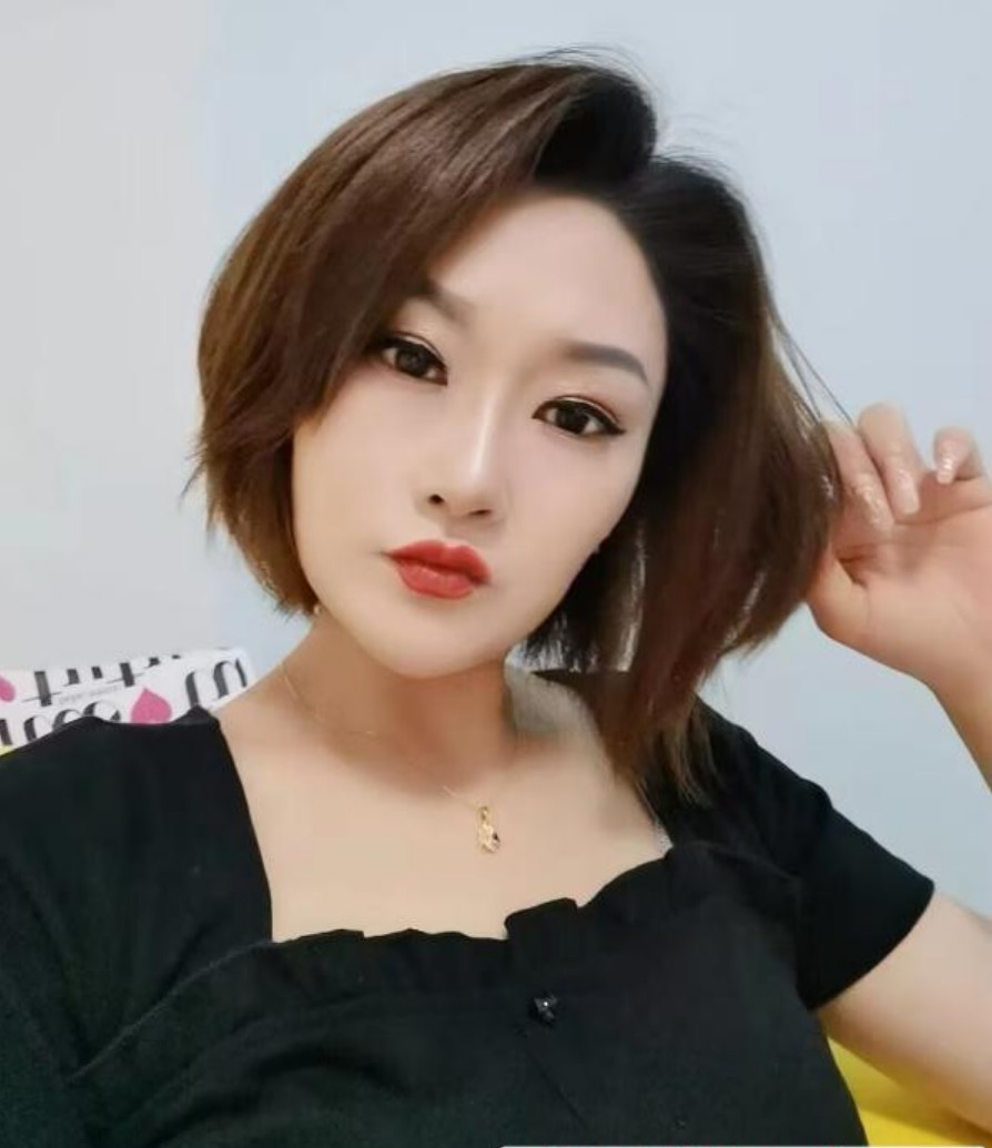 气质舌吻少妇