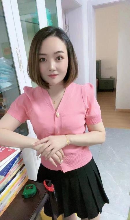 江阴短发温柔妹子