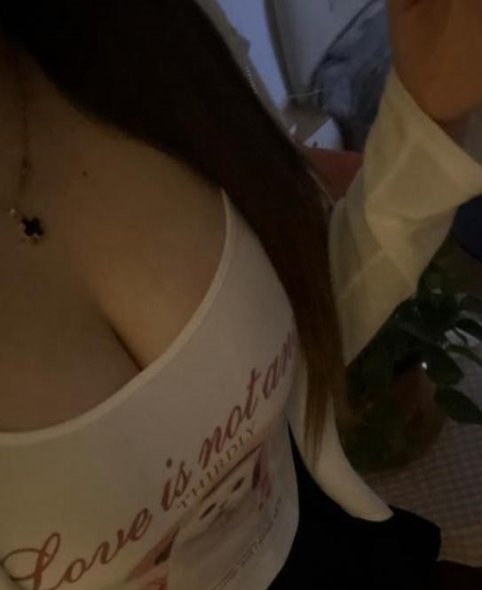波霸美女媛媛