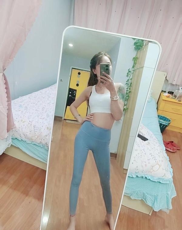 津南瘦高美女