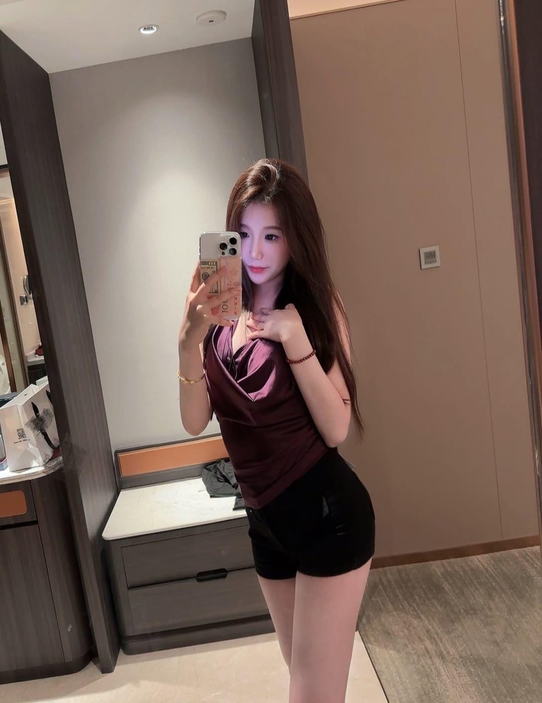 浦东身材高挑性感小妹妹