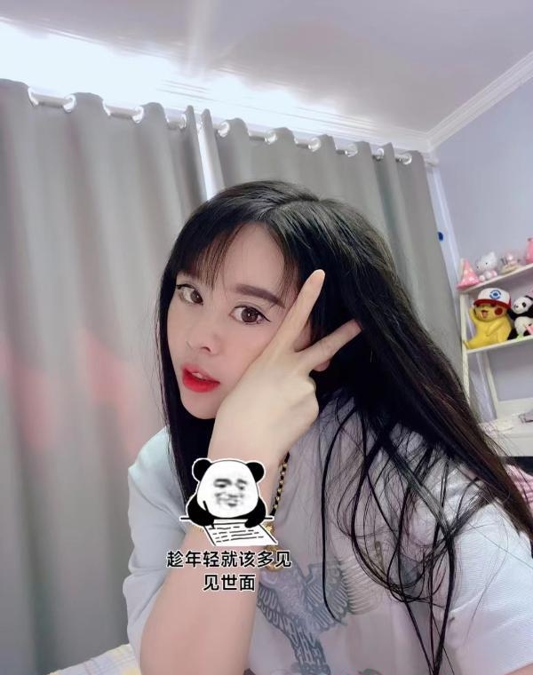 浦江湖南小姐姐