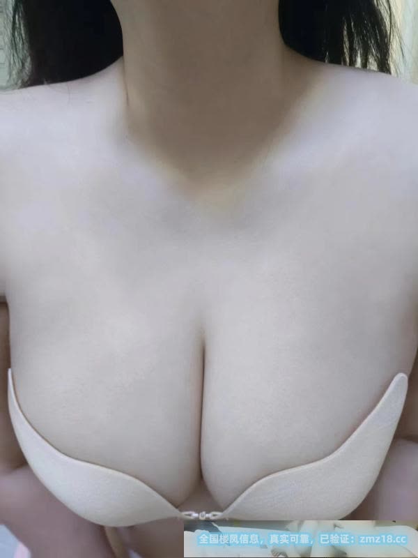 海珠巨乳波波老师