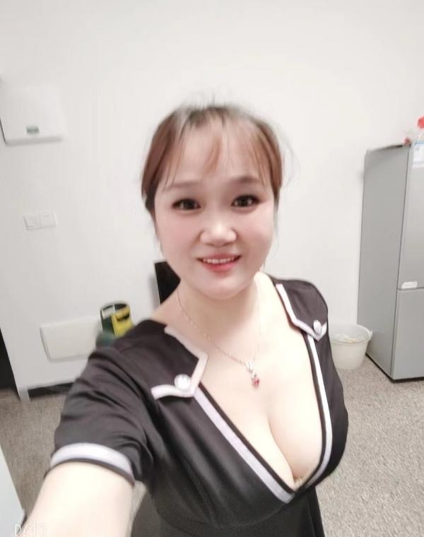 海珠广场熟女媱媱