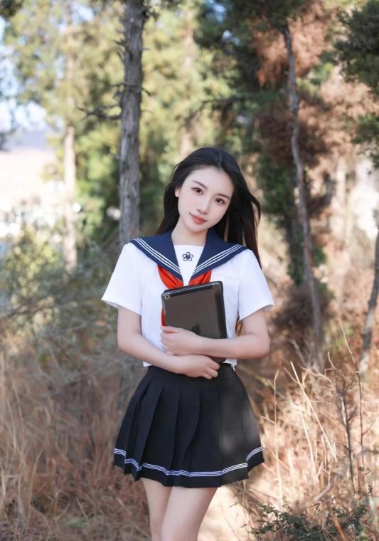 清新小梓倩
