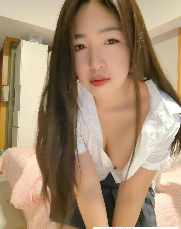 温柔型美胸骚妇