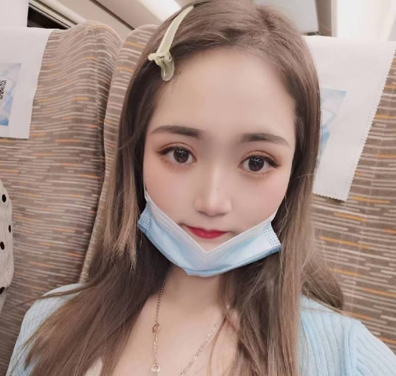 滨江快餐小姐姐