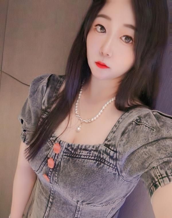 滨湖银泰巨乳珞珞