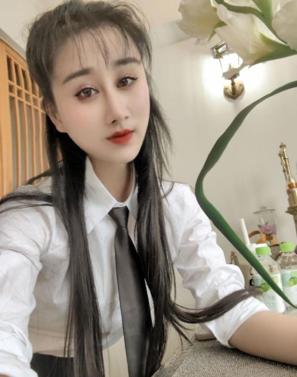 漂亮美女可双飞