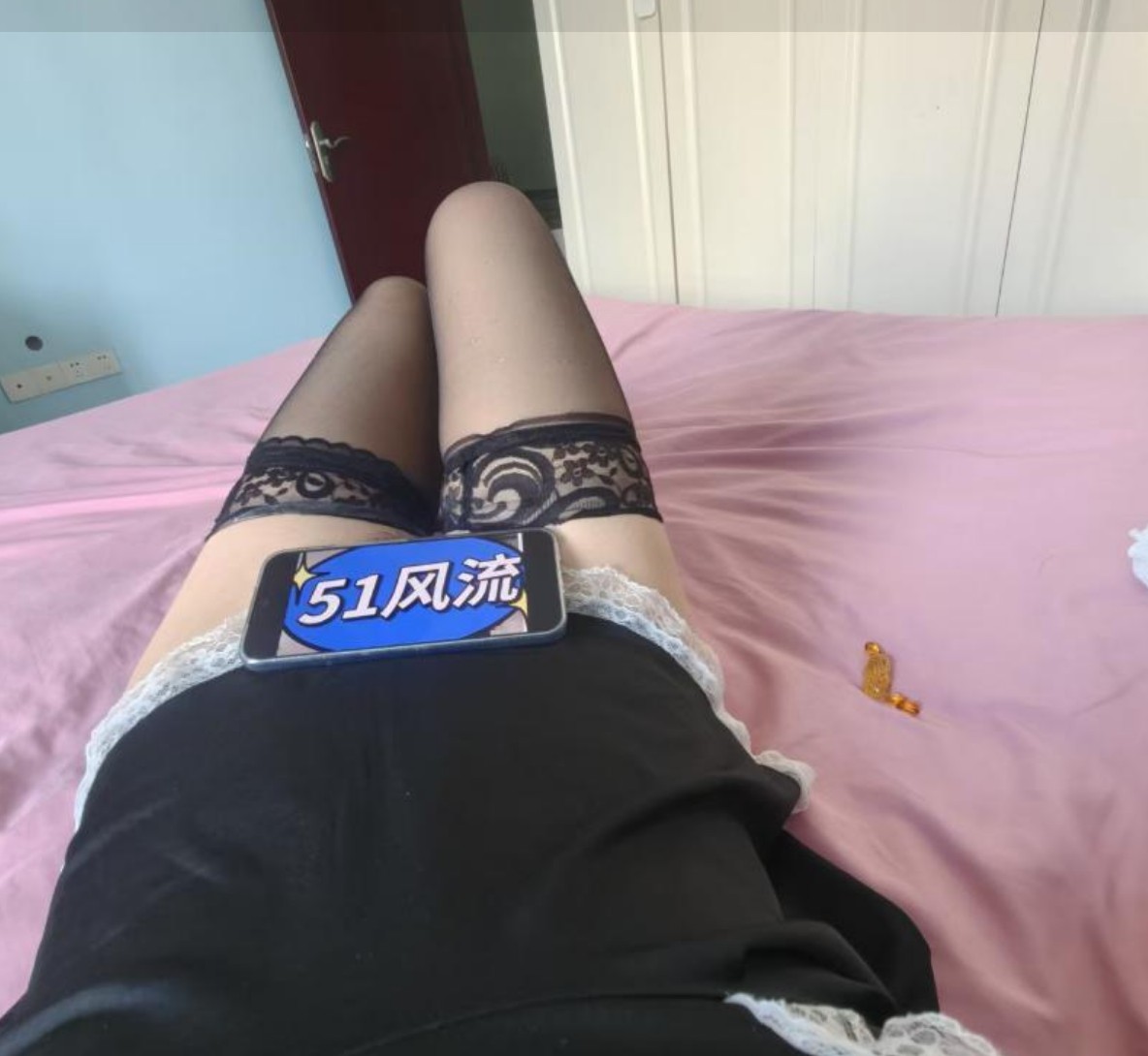 火炉长腿制服御姐