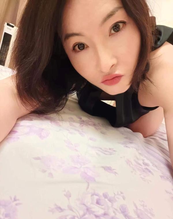 热情西藏辣妹