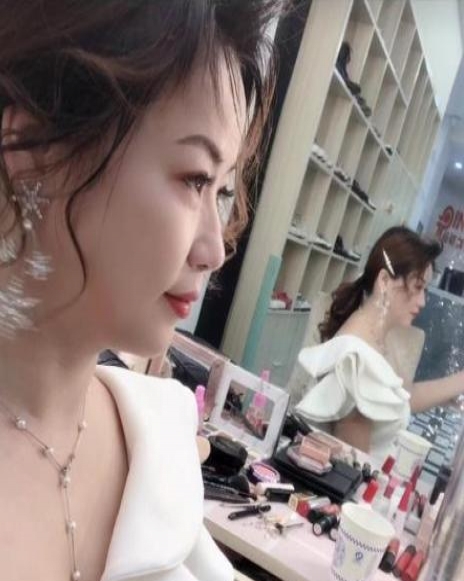 熟女潇潇