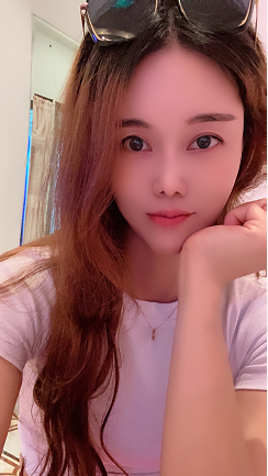 爆艹颜值高的小姐姐