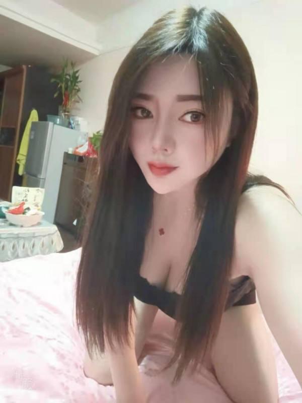 物超所值的大奶妹