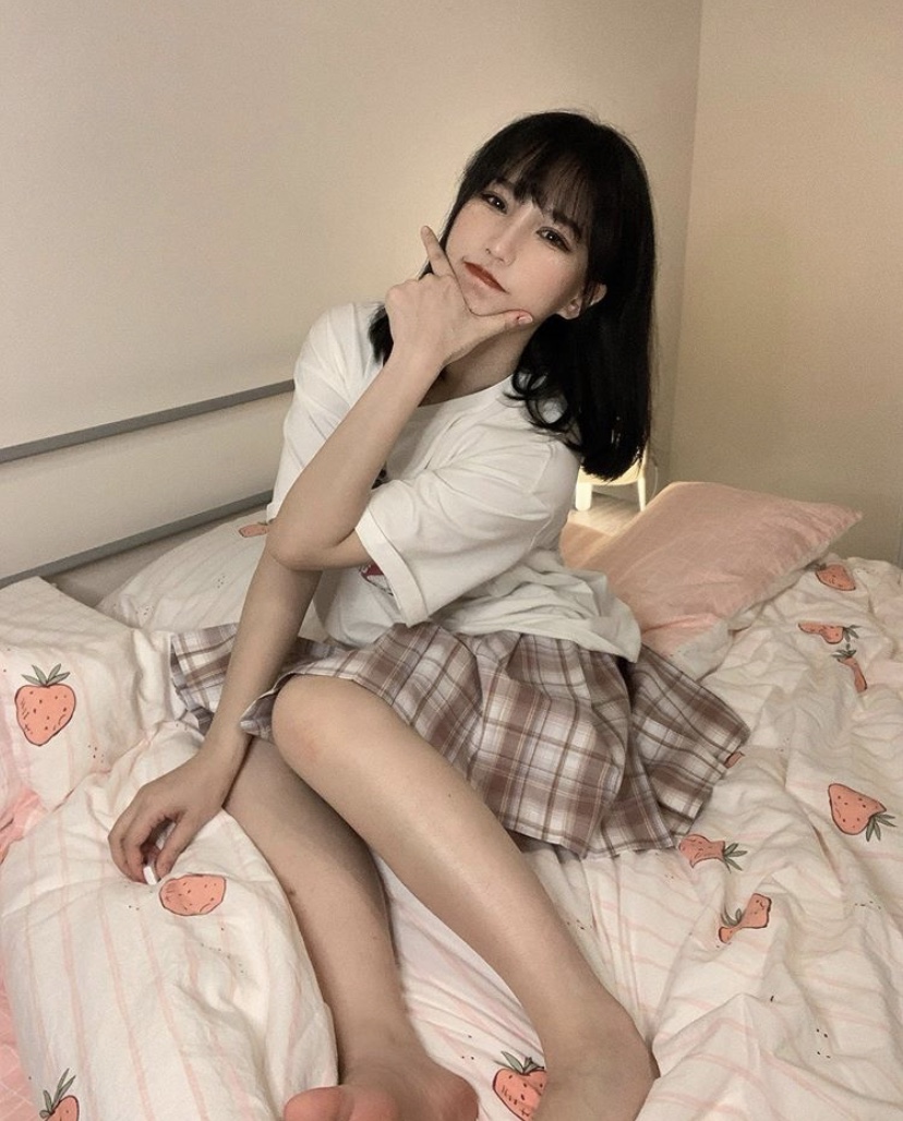 瑜伽美女兼职