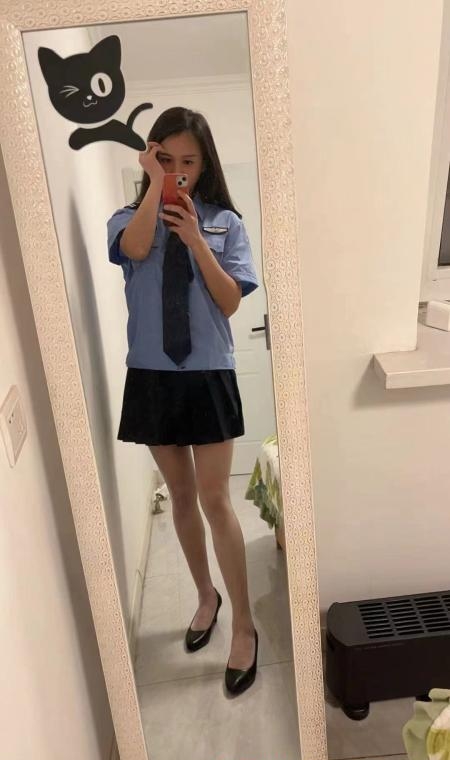 瑜伽老师流连忘返