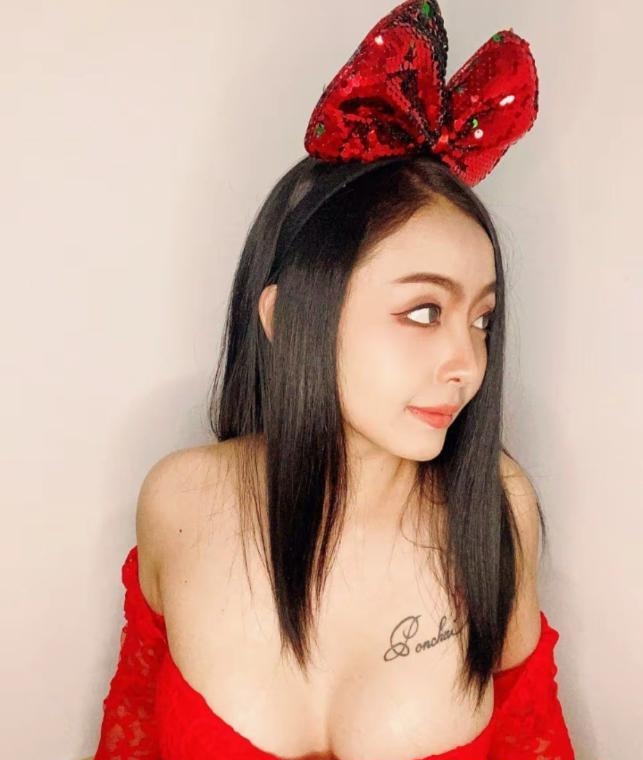 瑶海大胸小乌苏