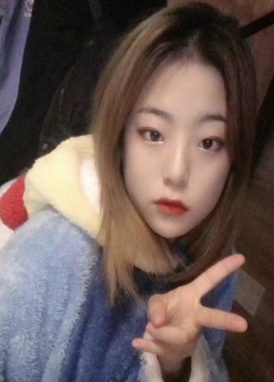 白云大胸小妹