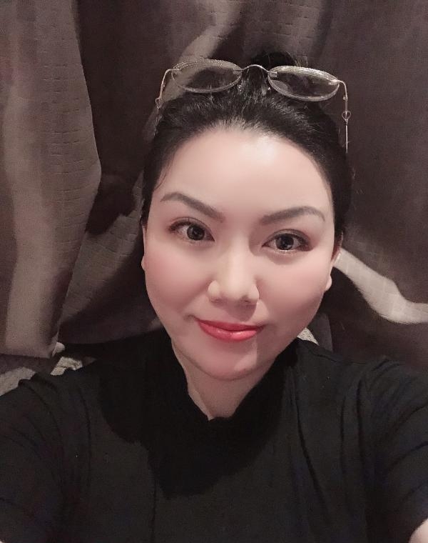 白云太和气质知性型