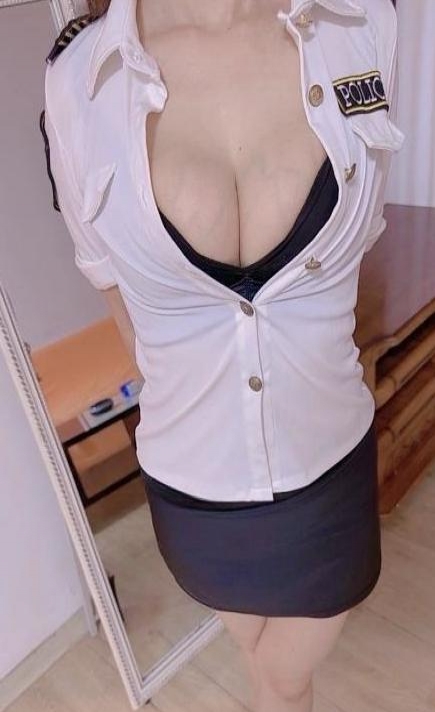 白嫩小菲妹