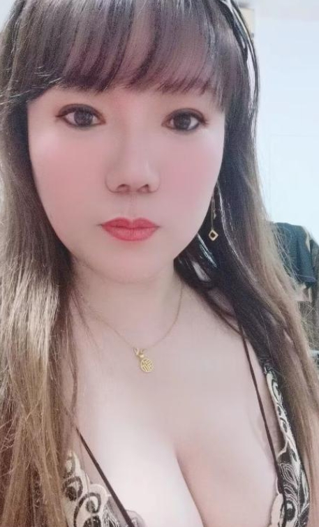 百子湾南路喷水少妇
