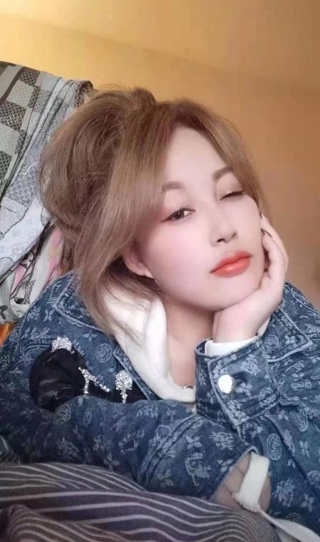 福州颜值高小姐姐