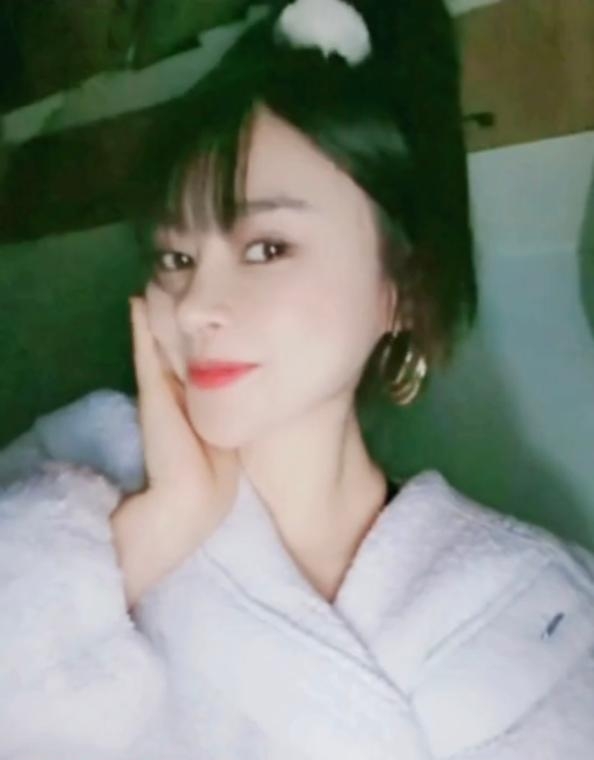秦淮美妇