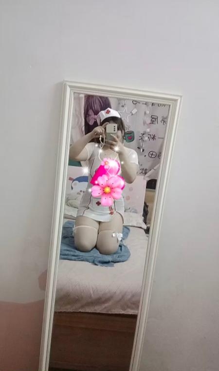 章木头兼职少妇