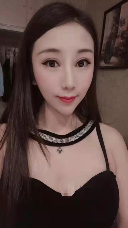 约会青年奶妞多多