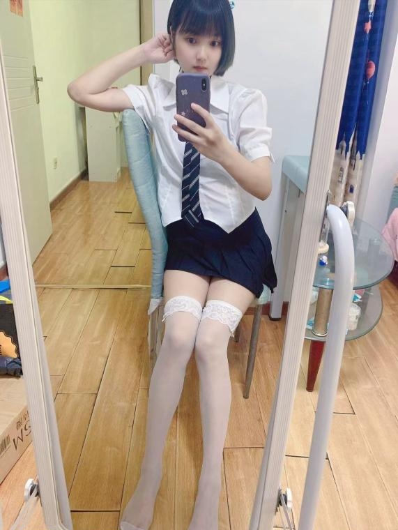 纯兼职小乖