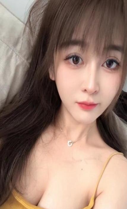 罗湖嫩妹笑笑