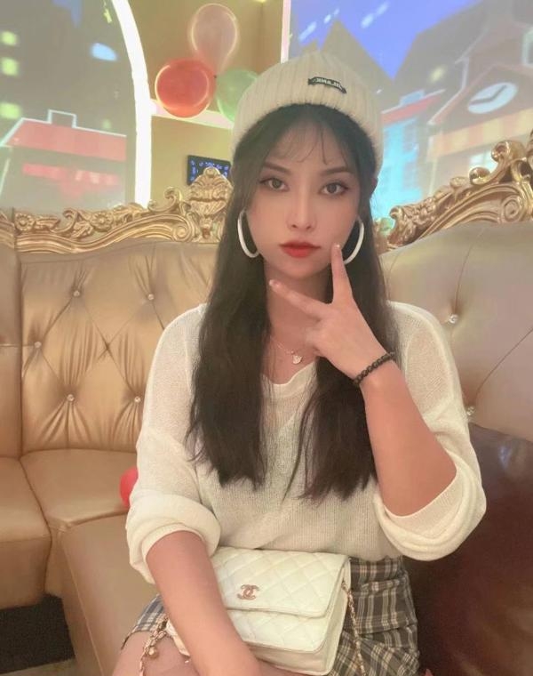 罗湖气质美女焱焱