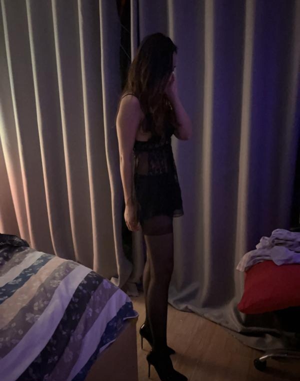 美女宠物美容师恩恩