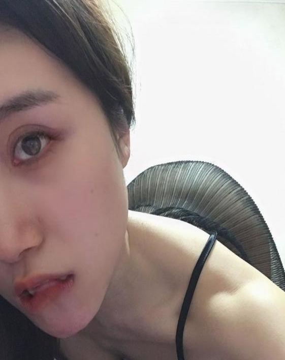 翘臀骚女深喉妹