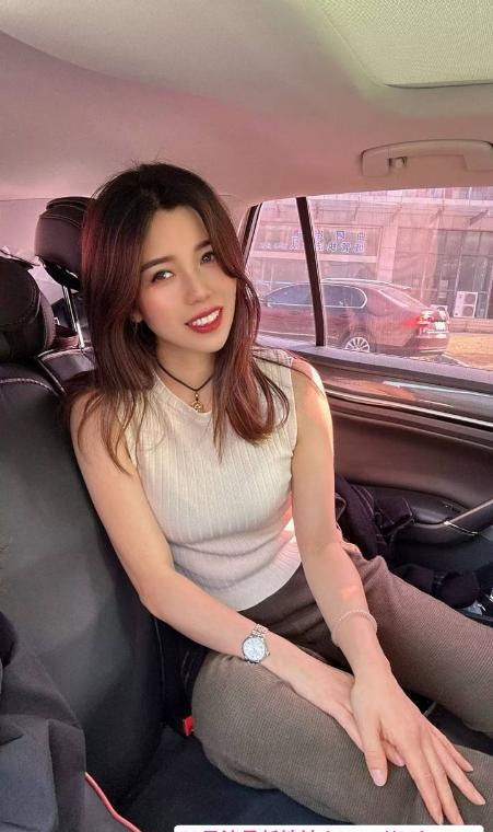 肤白气质服务好妹子