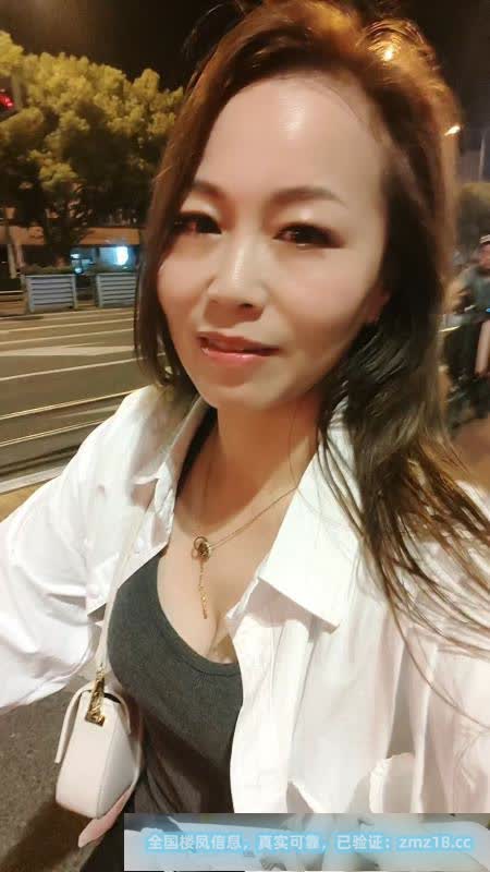 苏州绿宝巨臀熟女