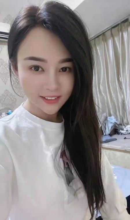 袁家岗清纯美女