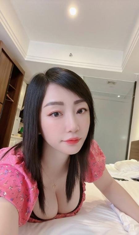 西丽钰柔