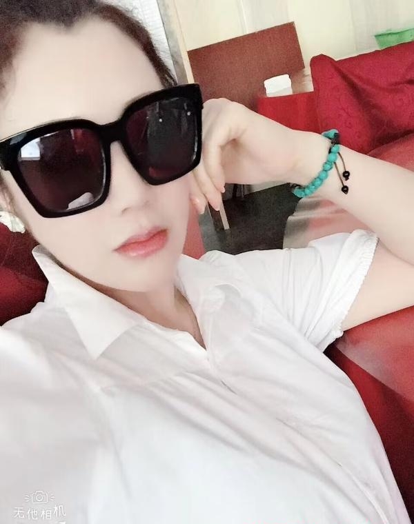 越秀玉乳丽莎