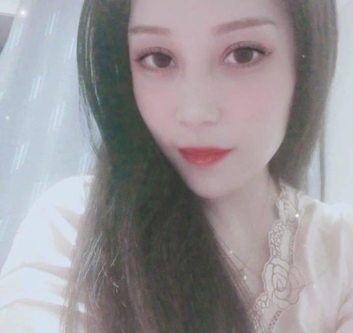 轻熟女御姐