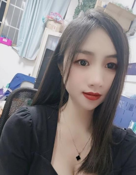 轻熟风骚少妇