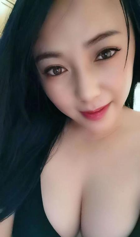 远景路大奶百合