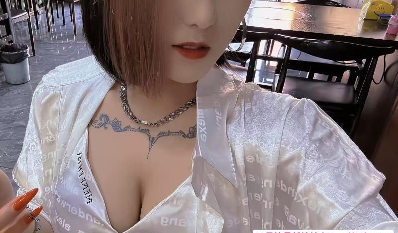 酷女小虾米