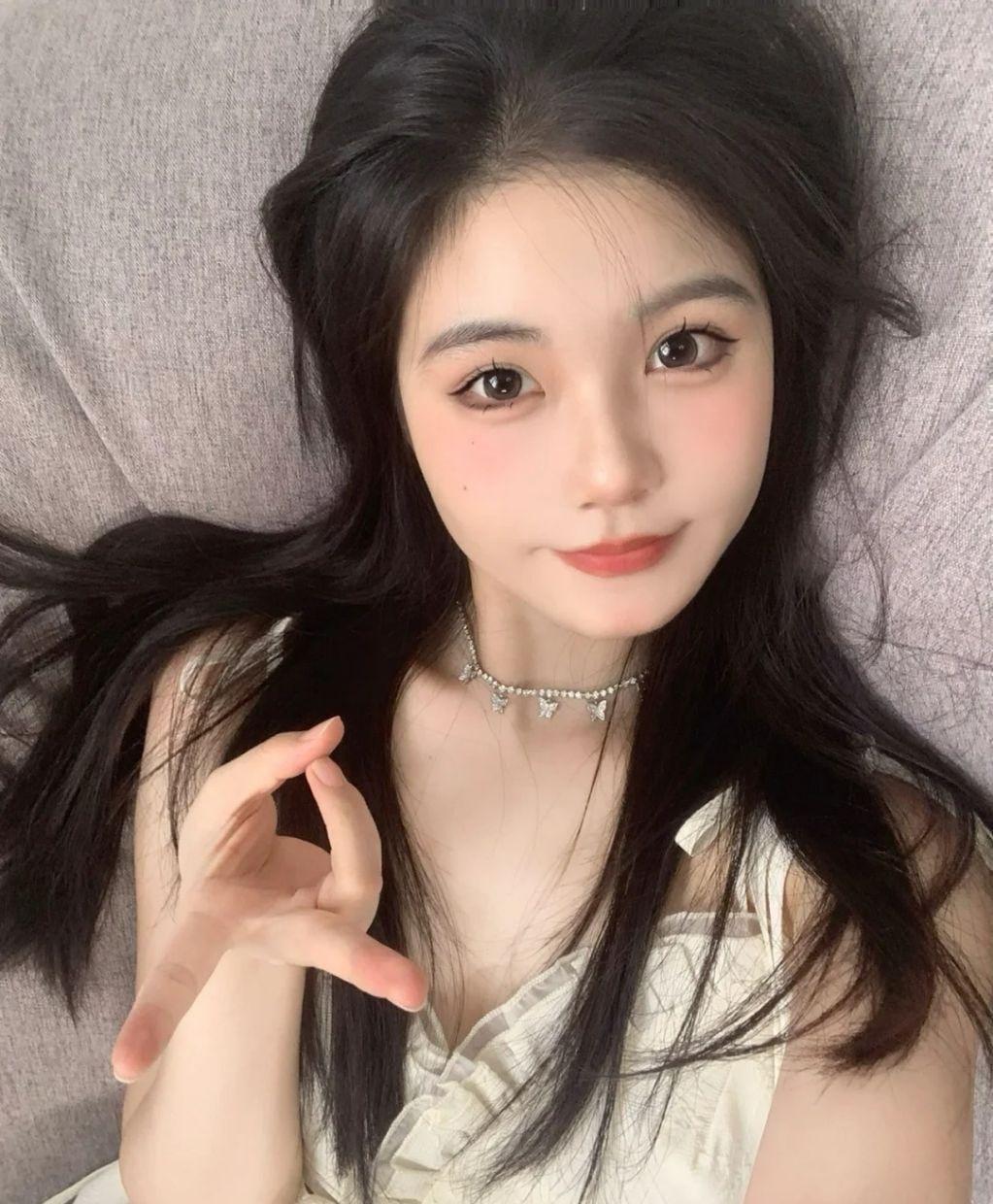 重庆观音桥清纯粉嫩汁多小姐姐