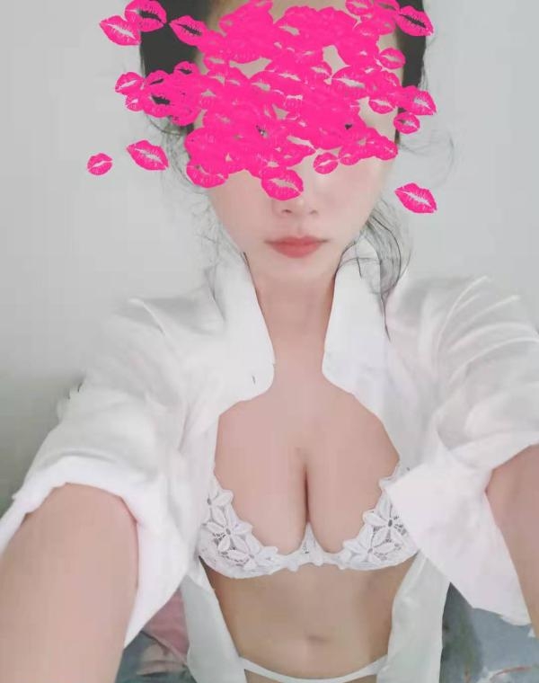 铁西滑翔大胸妹