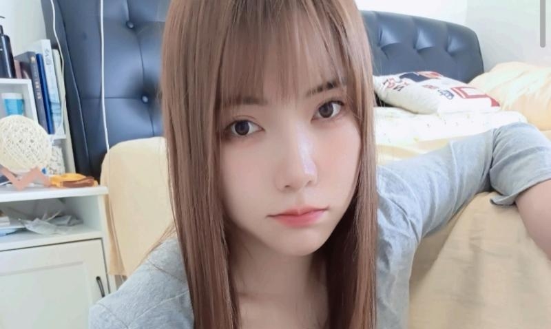 铁西美女琪琪