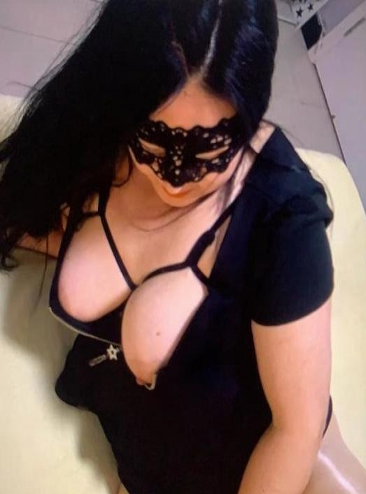 长宁肥臀三通熟女